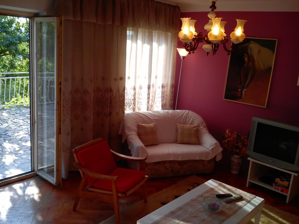 Apartment Tomislav Senj  Habitación foto