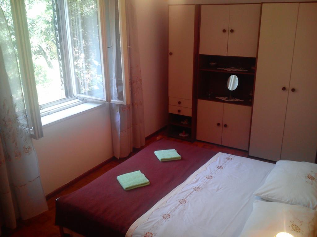 Apartment Tomislav Senj  Habitación foto