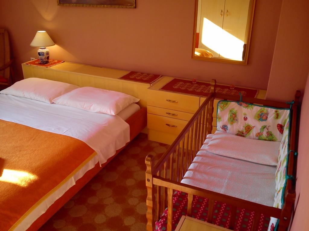 Apartment Tomislav Senj  Habitación foto